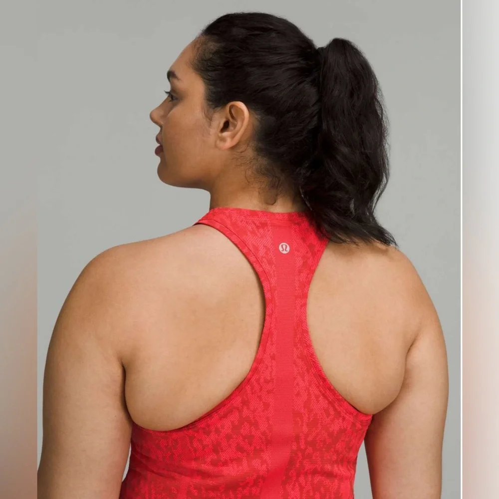 SOLD NWT Swiftly Tech 2.0 Racer Back Hip Length - Picture 3 of 5